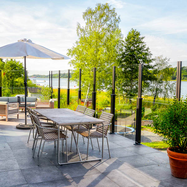 CiU Balcony_600x600-1