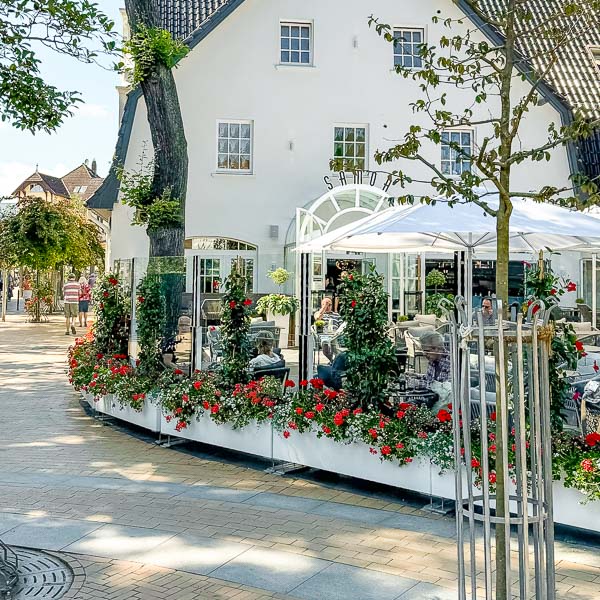 CiU FreeStanding_600x600-6